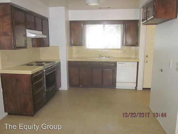 2nd image of 2534 W Victor Ave