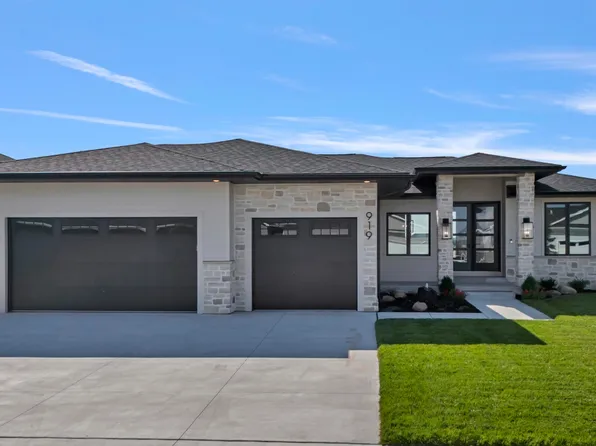919 N 106th St, Lincoln, NE 68527