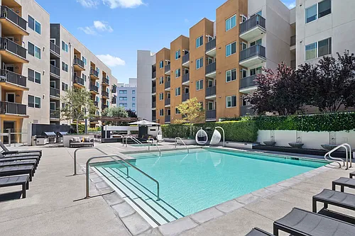 Sona Glendale Photo 1 Sona Glendale Photo 1