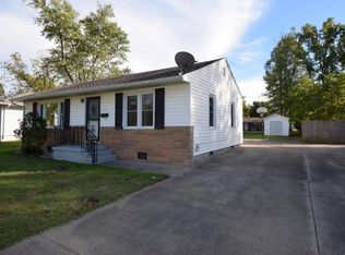 812 E Stotlar St, Herrin, IL 62948