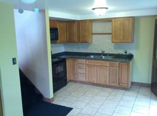 815 E Holm Dr APT 4, Joliet, IL 60432