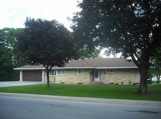 345 N West St, Forest City, IA 50436