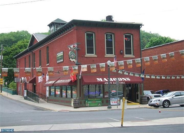 1st image of 556 N Centre St