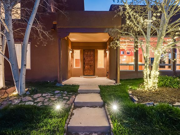 2nd image of 15 Tecolote Ct