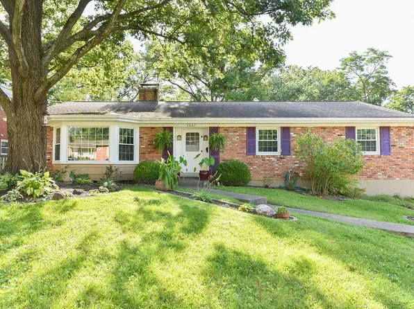 5647 Hickory Ridge Ln, Cincinnati, OH 45239