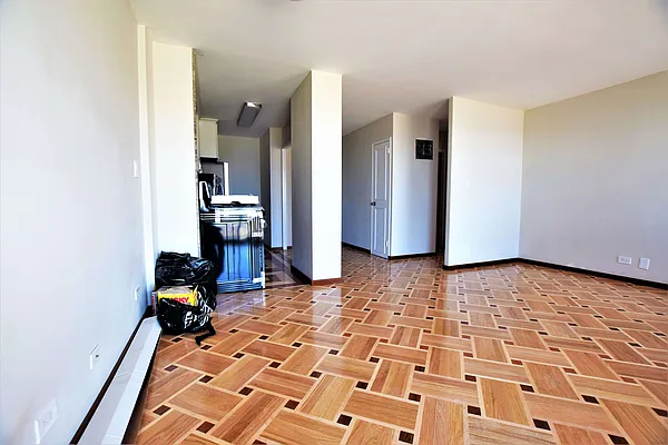 Rented by NYC Realty Brokers LLC | media 4