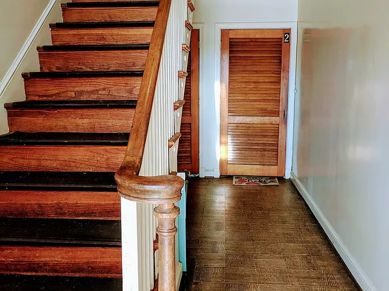3538 Floyd Avenue — Photo 4