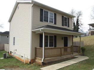 1010 Jackson St, Staunton, VA 24401