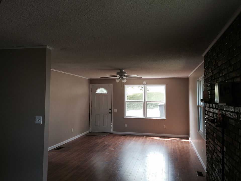 1st image of 217 Lynn Ave