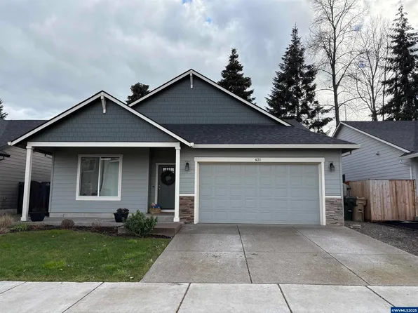 421 Depot Ave, Brownsville, OR 97327