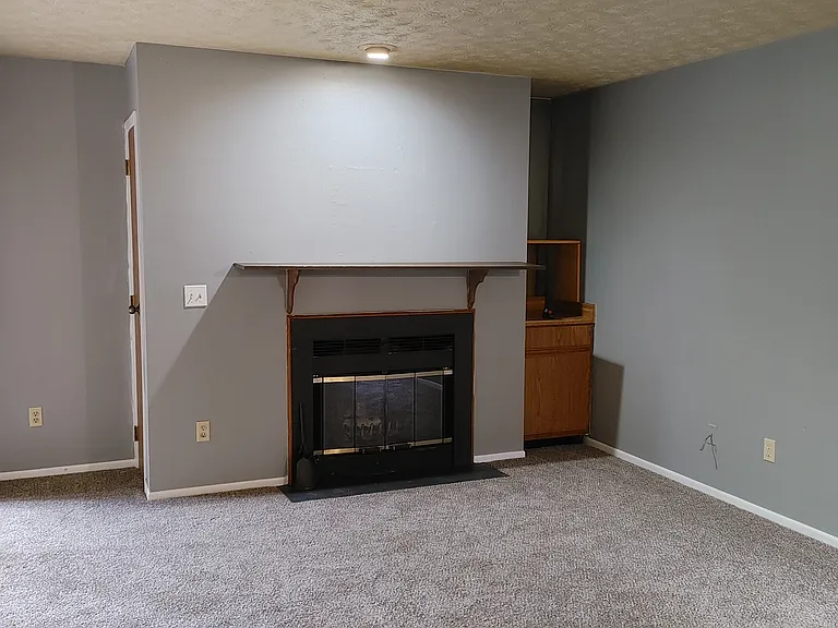 5065 Belle Isle Dr — Photo 3