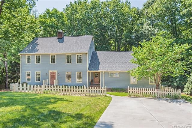 1st image of 333 Pine Creek Dr