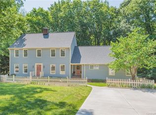 333 Pine Creek Dr, Charlotte, NC 28270