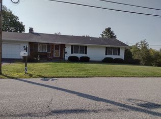 14 Perry Ln, Rutland, VT 05701