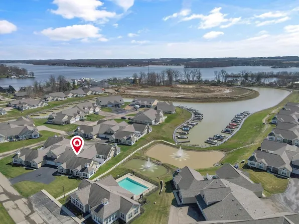 502 Providence Ln, Buckeye Lake, OH 43008