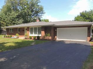 6233 Park Ridge Rd, Loves Park, IL 61111