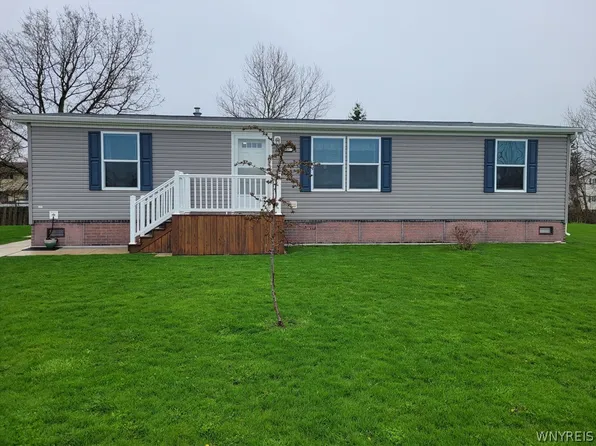 4029 Seneca Pkwy #55, Niagara Falls, NY 14304