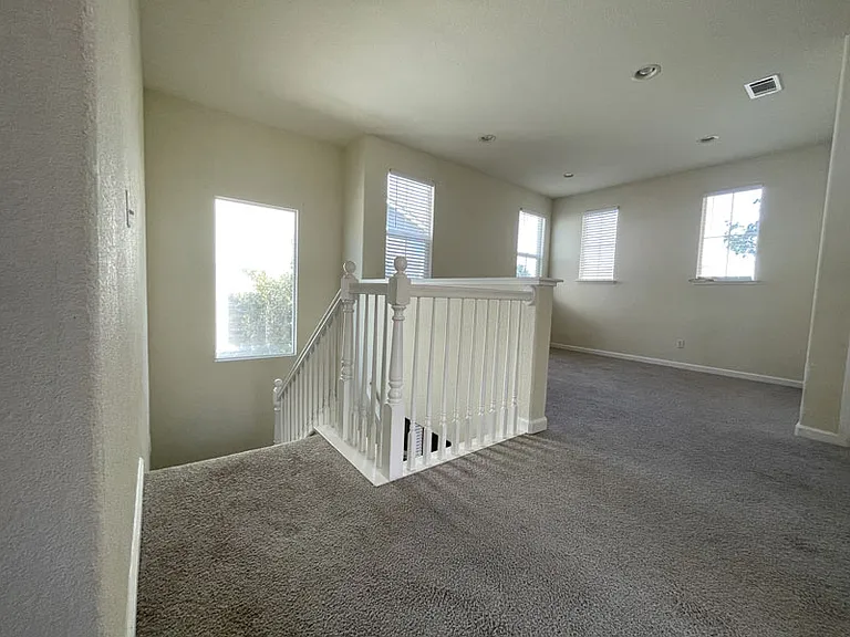 1426 Bello Dr — Photo 11