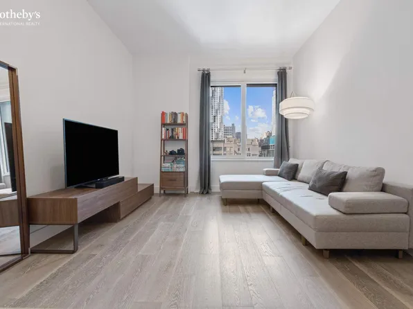 10 Nevins Street image 1 of 12