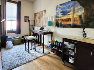 959 W Armitage Ave APT 3B, Chicago, IL 60614
