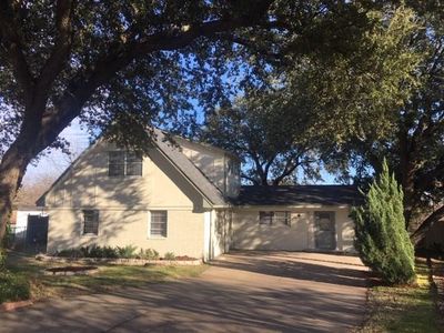 4205 Hale Ct, Benbrook, TX, 76116