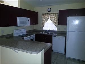 2nd image of 871 Eisenhower Blvd