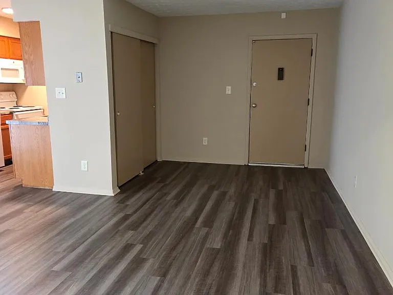 Unit Photo