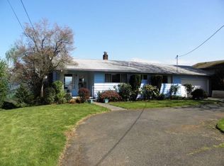 38015 Jonsrud Ln, Sandy, OR 97055