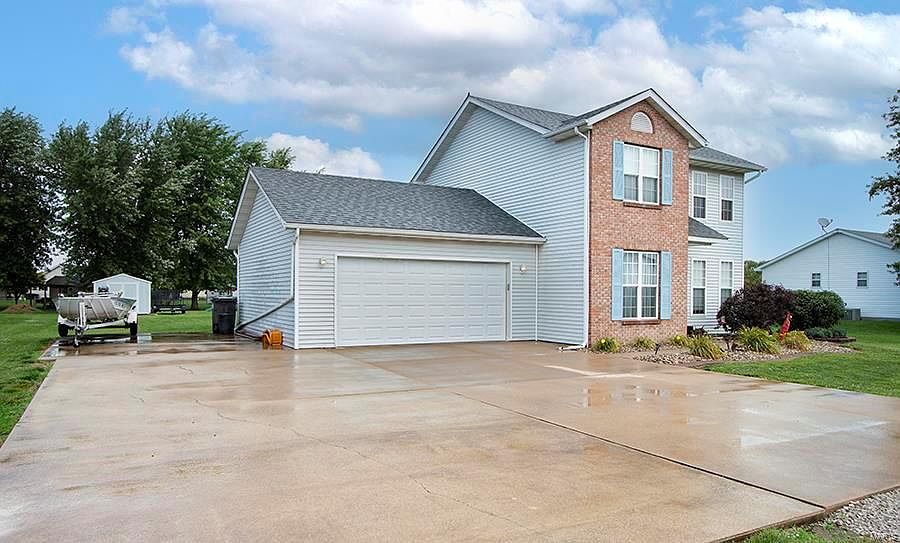 3451 Pierland Dr, Pocahontas, IL 62275 Zillow
