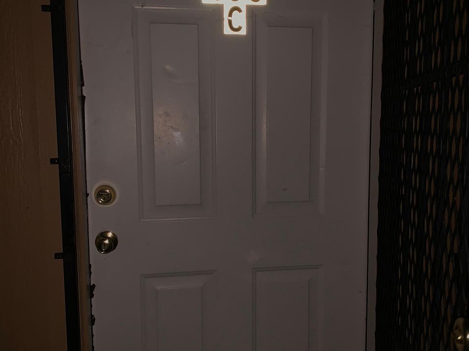 1st image of 400 S Kentucky St APT C