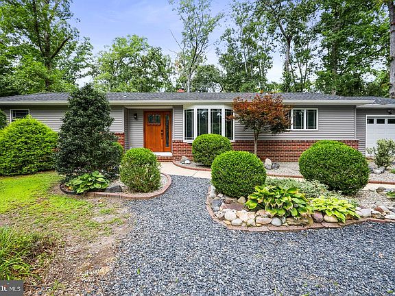2nd image of 213 Ridge Rd