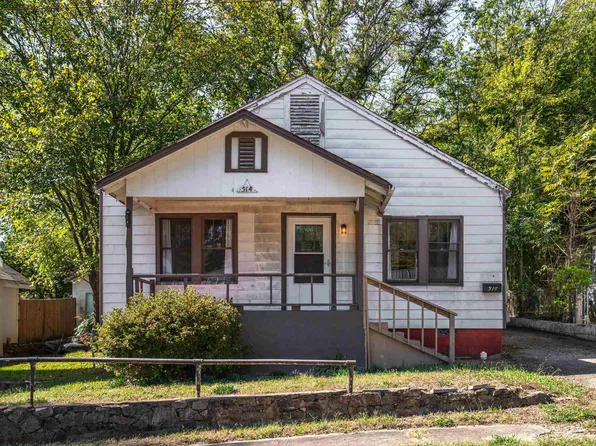 514 Clark St, Hot Springs, AR 71913