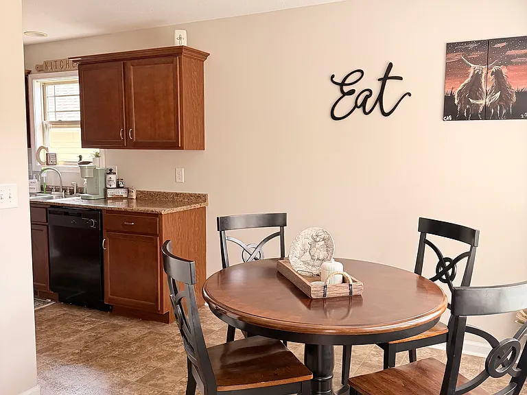 602 Hidden Valley Dr — Photo 4