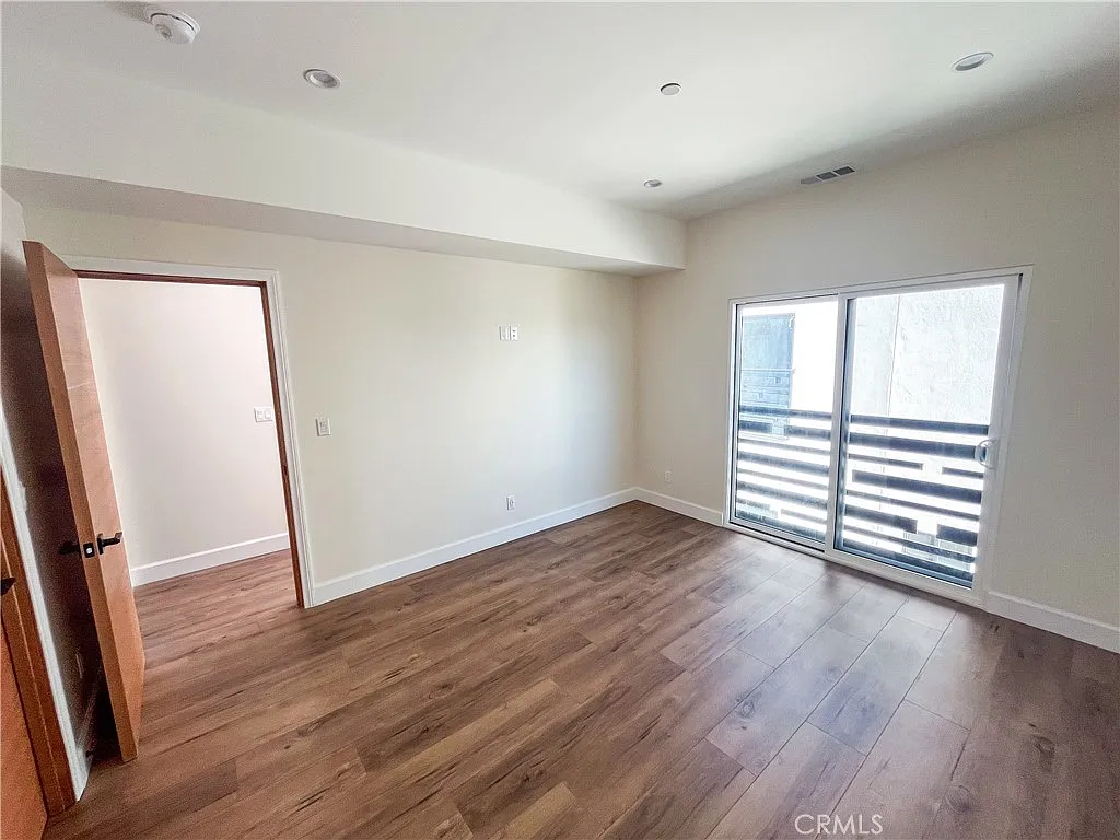 3 bed, 1480 sqft, $4,300 — Photo 4