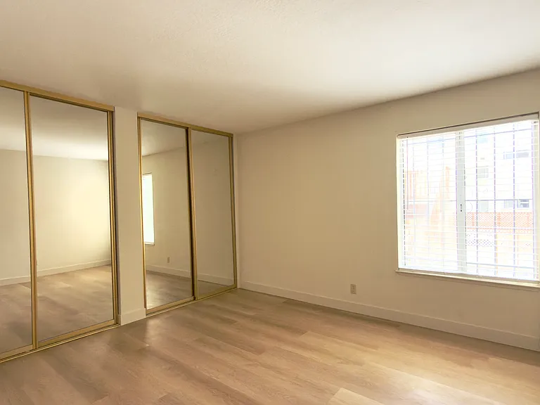 421 Perkins St #104 — Photo 6