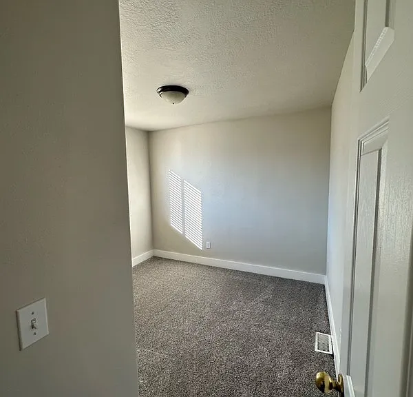 4961 W Buffalo Ct — Photo 7
