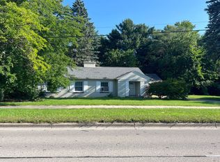 1729 E Grand River Ave, East Lansing, MI 48823