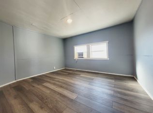 710 W 1st St #11518909, Grand Island, NE 68801