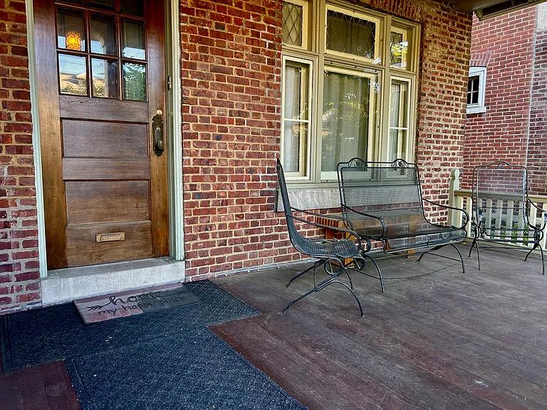 5010 Pulaski Ave — Photo 4