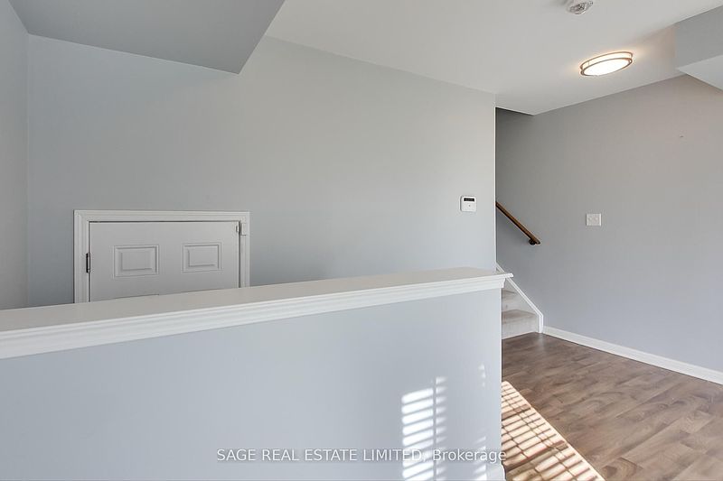 Ajax Townhouse for rent - 2 Bedrooms — photo 38