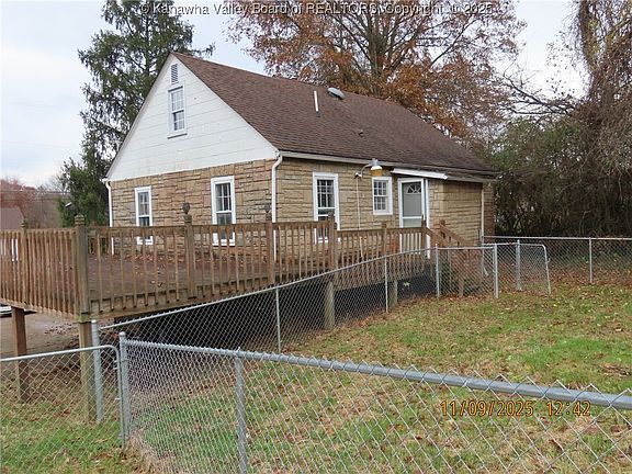 4th image of 5225 Beechcrest Dr