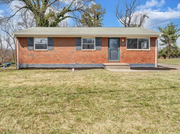 3827 Wilmont Ave NW, Roanoke, VA 24017