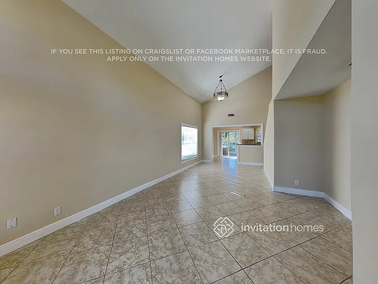 6236 Lansdowne Cir — Photo 5