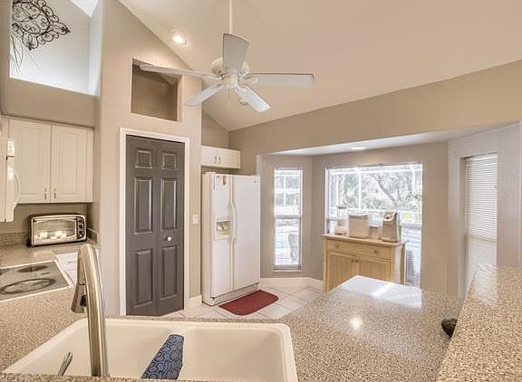 5th image of 6131 Benedict Ct