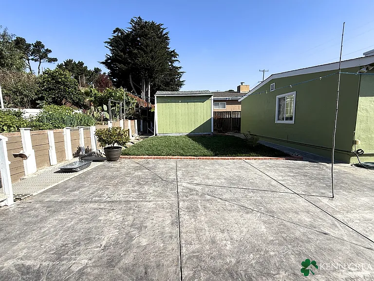925 Newman Dr — Photo 15