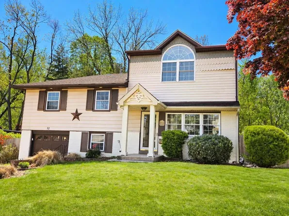 12 Cheshire Cir, Broomall, PA 19008