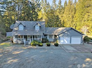 50 N Standstill Drive S, Hoodsport, WA