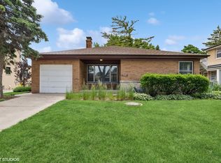 5049 Birchwood Ave, Skokie, IL
