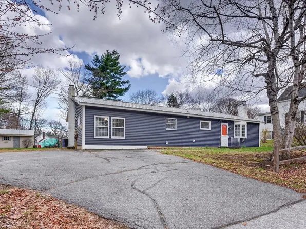 24 Summit Street, Auburn, ME 04210