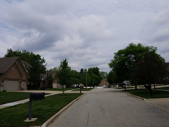 5th image of 1030 Deer Glen Ct